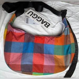 BAGGU x UO Small Crescent in Madras